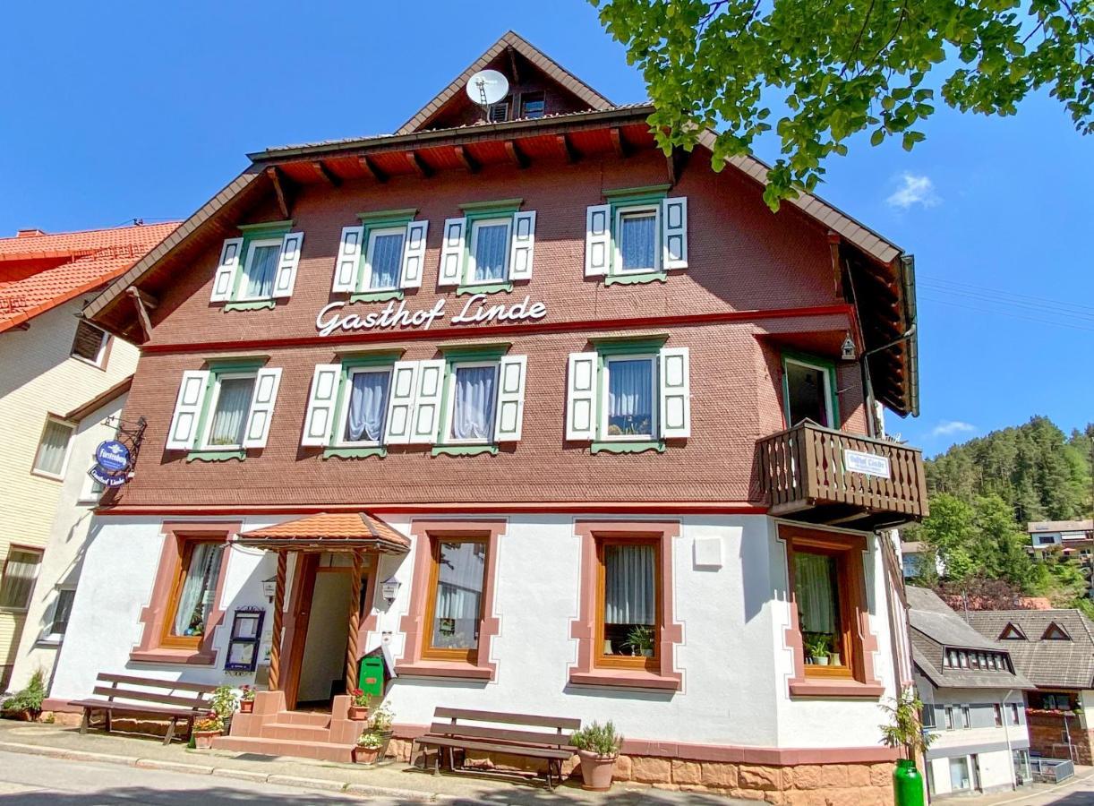 Hotel Schwarzwaldgasthaus Linde Schramberg Exterior foto